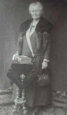 Minna Lindner Hache