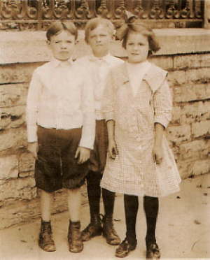 William, Robert and Mae 